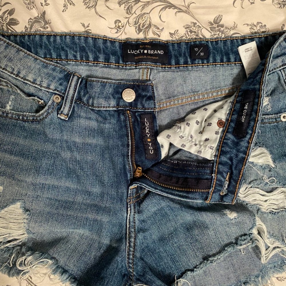 Lucky Brand Cutoff's